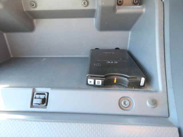 日産アトラス平ボディ小型（2t・3t）[写真39]