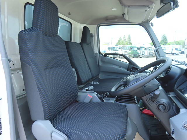 日野デュトロアルミウイング小型（2t・3t）[写真16]