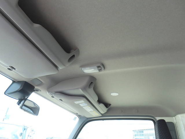 日野デュトロアルミウイング小型（2t・3t）[写真18]