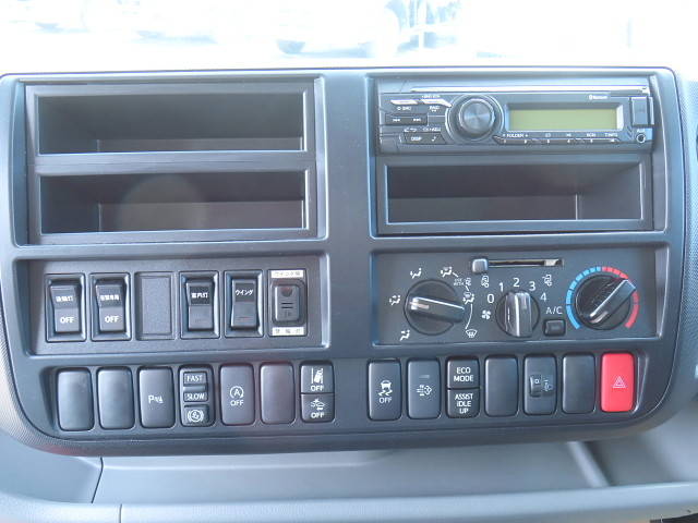 日野デュトロアルミウイング小型（2t・3t）[写真20]