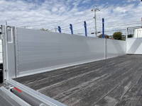 三菱ふそうファイタークレーン4段増トン（6t・8t）[写真13]