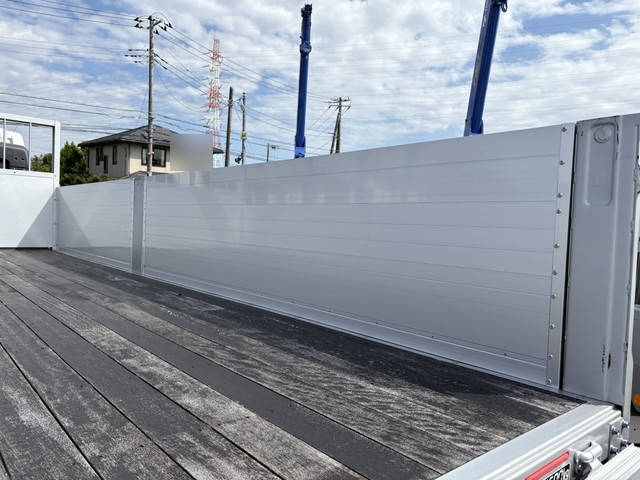 三菱ふそうファイタークレーン4段増トン（6t・8t）[写真13]