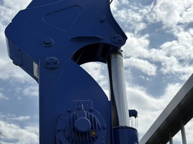 三菱ふそうファイタークレーン4段増トン（6t・8t）[写真21]