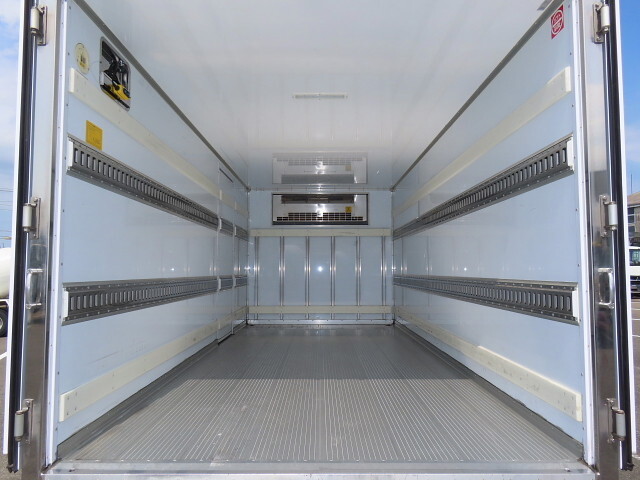 日野デュトロ冷凍車（冷蔵車）小型（2t・3t）[写真14]