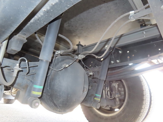 日野デュトロ冷凍車（冷蔵車）小型（2t・3t）[写真22]