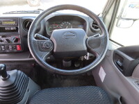 日野デュトロ冷凍車（冷蔵車）小型（2t・3t）[写真32]