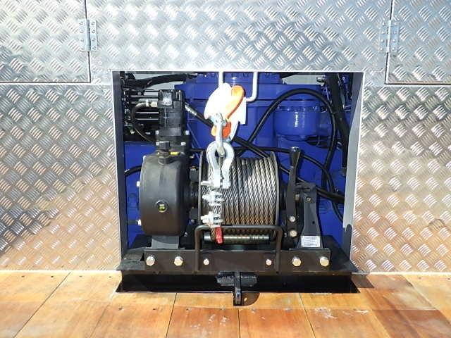 日野プロフィアセルフクレーン4段大型（10t）[写真15]