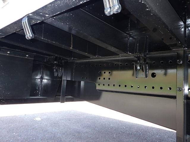 日野プロフィアセルフクレーン4段大型（10t）[写真18]