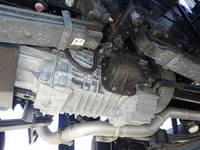 日野プロフィアセルフクレーン4段大型（10t）[写真19]