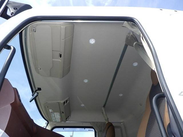 日野プロフィアセルフクレーン4段大型（10t）[写真24]