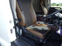 日野プロフィアセルフクレーン4段大型（10t）[写真27]