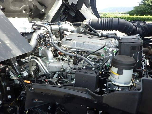 日野プロフィアセルフクレーン4段大型（10t）[写真29]