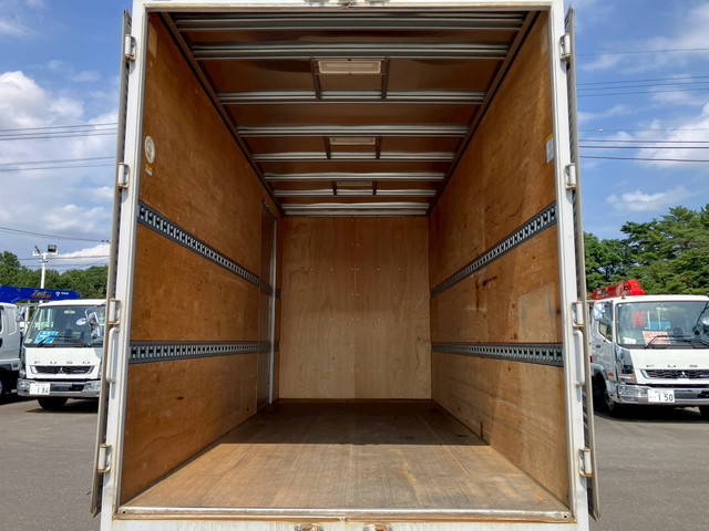 日野デュトロアルミバン小型（2t・3t）[写真16]
