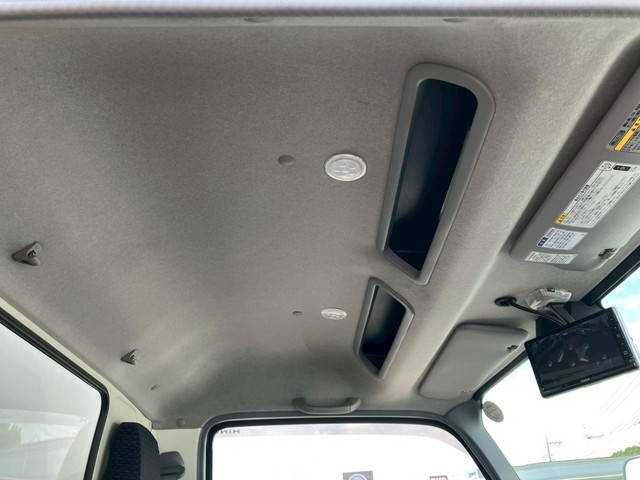 日野デュトロアルミバン小型（2t・3t）[写真30]