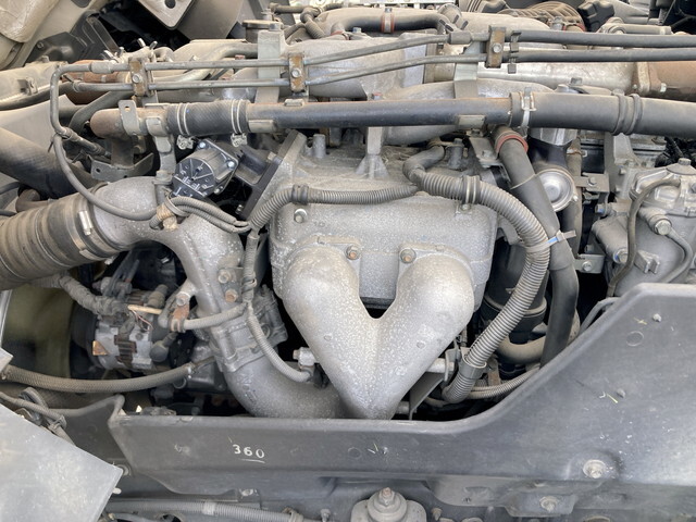 いすゞギガアルミブロック大型（10t）[写真24]