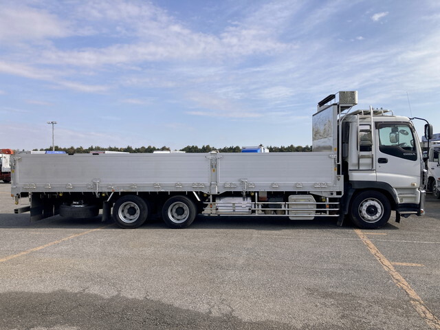 いすゞギガアルミブロック大型（10t）[写真06]