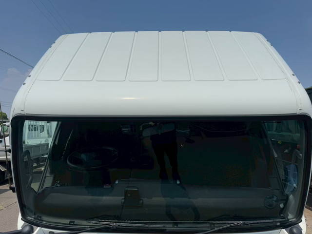 三菱ふそうキャンター平ボディ小型（2t・3t）[写真10]