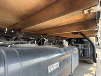 三菱ふそうキャンター平ボディ小型（2t・3t）[写真23]