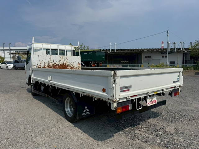 三菱ふそうキャンター平ボディ小型（2t・3t）[写真04]