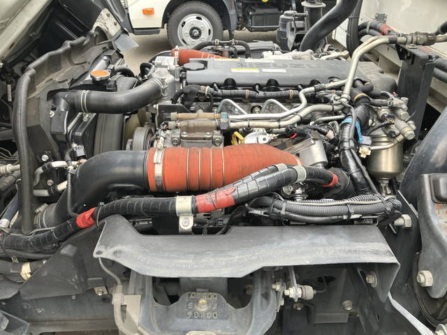 いすゞエルフ冷凍車（冷蔵車）小型（2t・3t）[写真27]