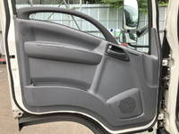 いすゞエルフ冷凍車（冷蔵車）小型（2t・3t）[写真29]