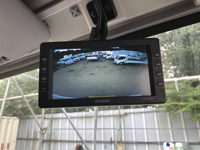 いすゞエルフ冷凍車（冷蔵車）小型（2t・3t）[写真35]