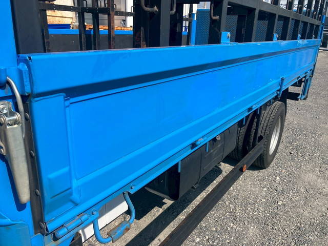 日野デュトロ平ボディ小型（2t・3t）[写真14]