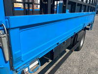 日野デュトロ平ボディ小型（2t・3t）[写真15]