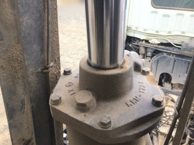 三菱ふそうスーパーグレートダンプ大型（10t）[写真11]