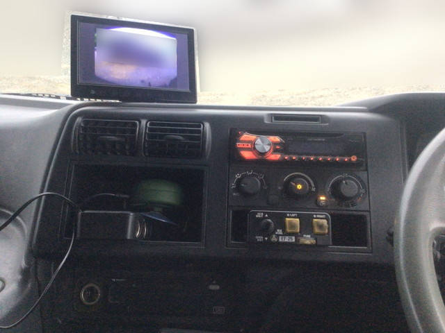 三菱ふそうスーパーグレートダンプ大型（10t）[写真24]