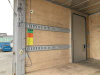 トヨタダイナアルミバン小型（2t・3t）[写真12]