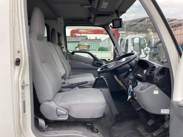 トヨタダイナアルミバン小型（2t・3t）[写真33]