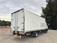 いすゞフォワード冷蔵冷凍ウイング中型（4t）[写真02]