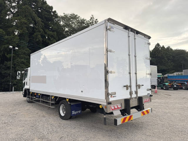 いすゞフォワード冷蔵冷凍ウイング中型（4t）[写真03]