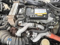 いすゞフォワード冷蔵冷凍ウイング中型（4t）[写真35]