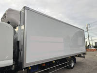 いすゞフォワード冷蔵冷凍ウイング中型（4t）[写真07]