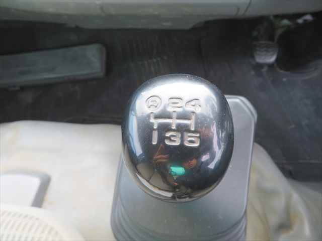 日野デュトロコンテナ専用車小型（2t・3t）[写真28]