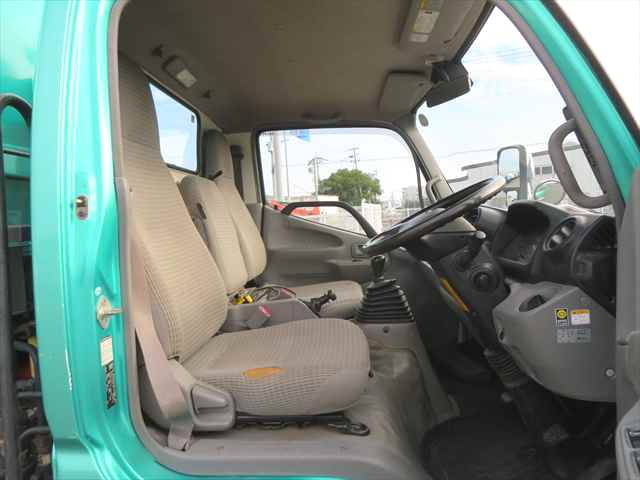 日野デュトロコンテナ専用車小型（2t・3t）[写真38]