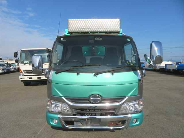 日野デュトロコンテナ専用車小型（2t・3t）[写真05]