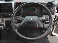 三菱ふそうキャンター平ボディ小型（2t・3t）[写真23]