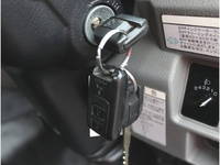 三菱ふそうキャンター平ボディ小型（2t・3t）[写真29]