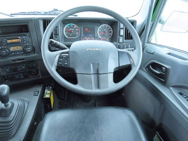 いすゞギガダンプ大型（10t）[写真20]