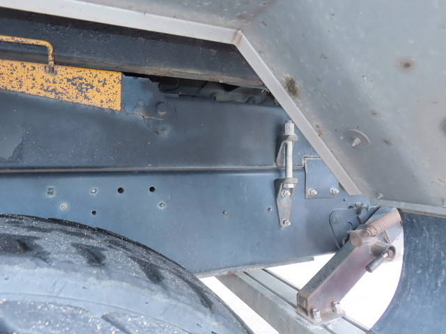 いすゞギガダンプ大型（10t）[写真09]