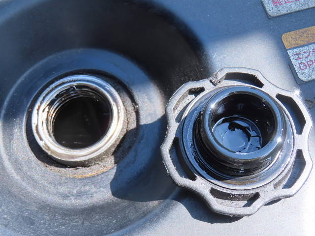 いすゞエルフバキュームカー小型（2t・3t）[写真15]