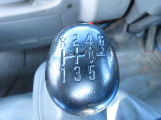 いすゞエルフバキュームカー小型（2t・3t）[写真22]