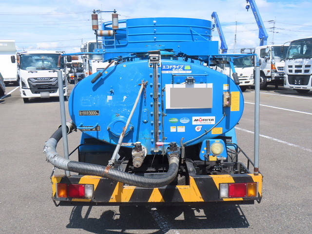 いすゞエルフバキュームカー小型（2t・3t）[写真05]