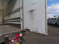 日野レンジャー冷蔵冷凍ウイング増トン（6t・8t）[写真30]