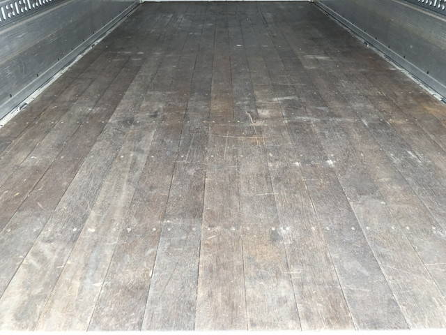 三菱ふそうキャンターアルミウイング小型（2t・3t）[写真15]