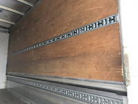 三菱ふそうキャンターアルミウイング小型（2t・3t）[写真17]