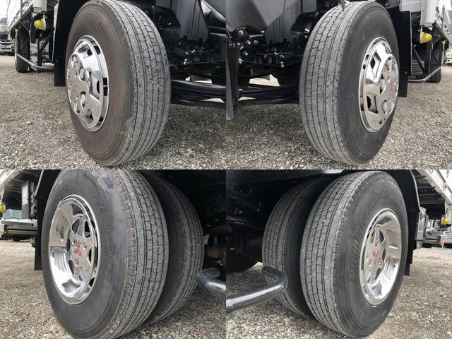 三菱ふそうキャンターアルミウイング小型（2t・3t）[写真24]